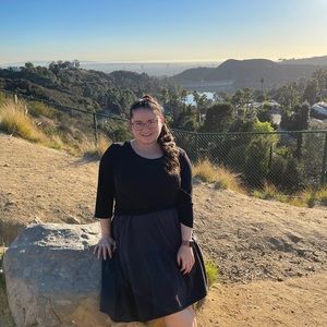 Meet your Posher, Raquel